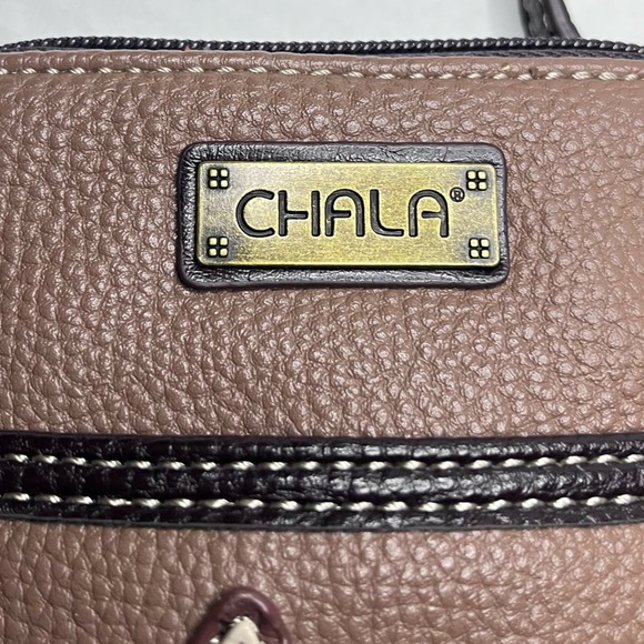 Chala Novelty Cat Crossbody Phone Bag - Picture 6 of 14